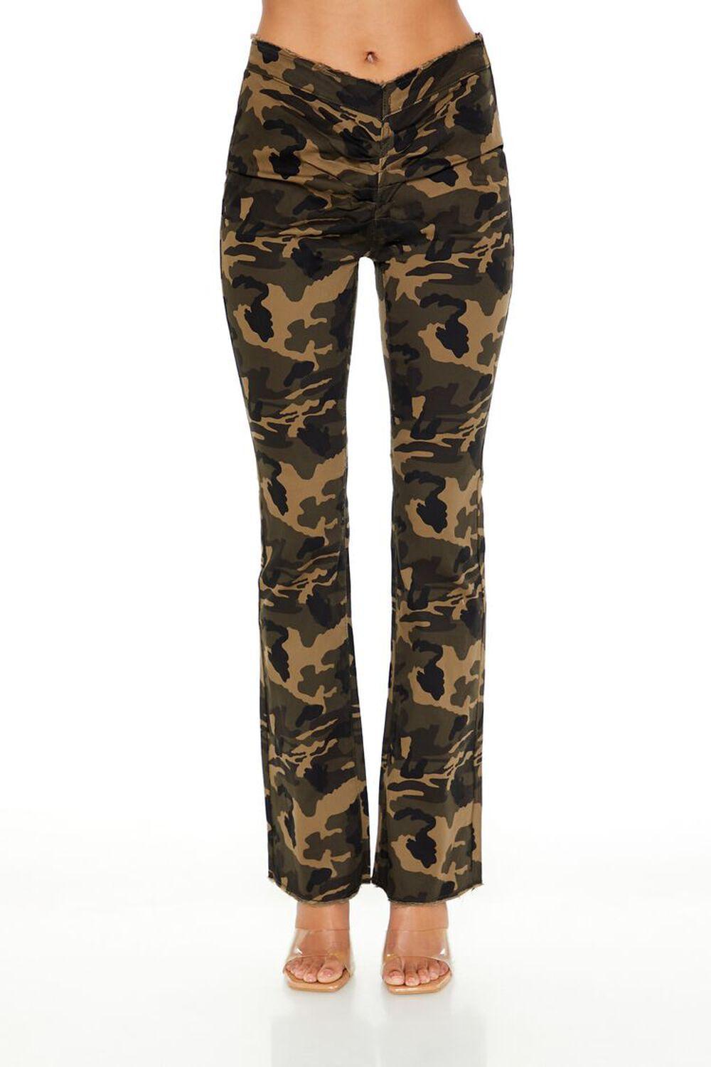 Ruched Camo Print Flare Pants | Forever 21 Product Image