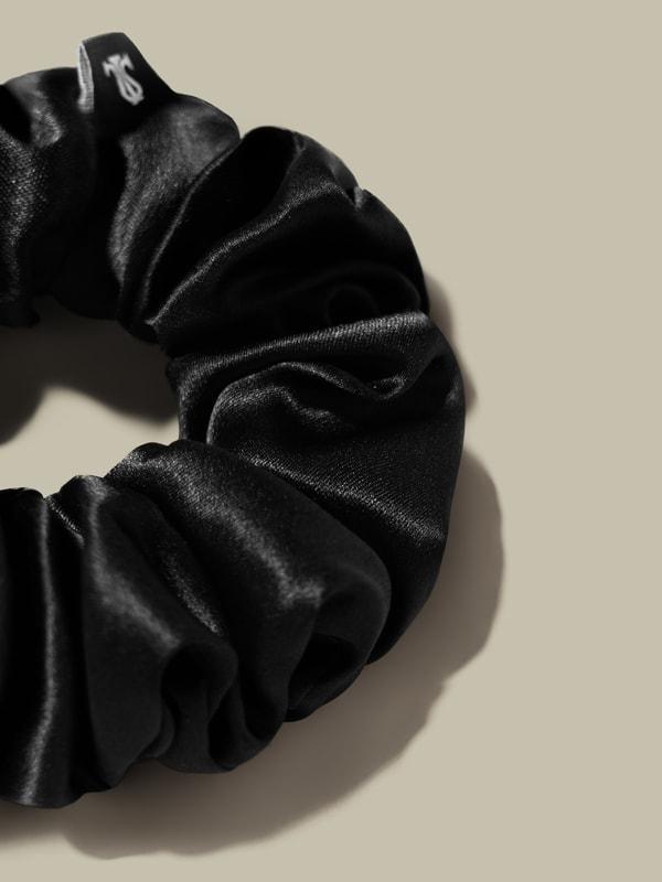 Soft Silk Medium Scrunchie Product Image