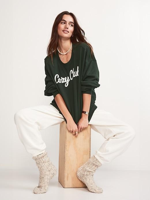 SoComfy Crop Graphic Sweatshirt Product Image