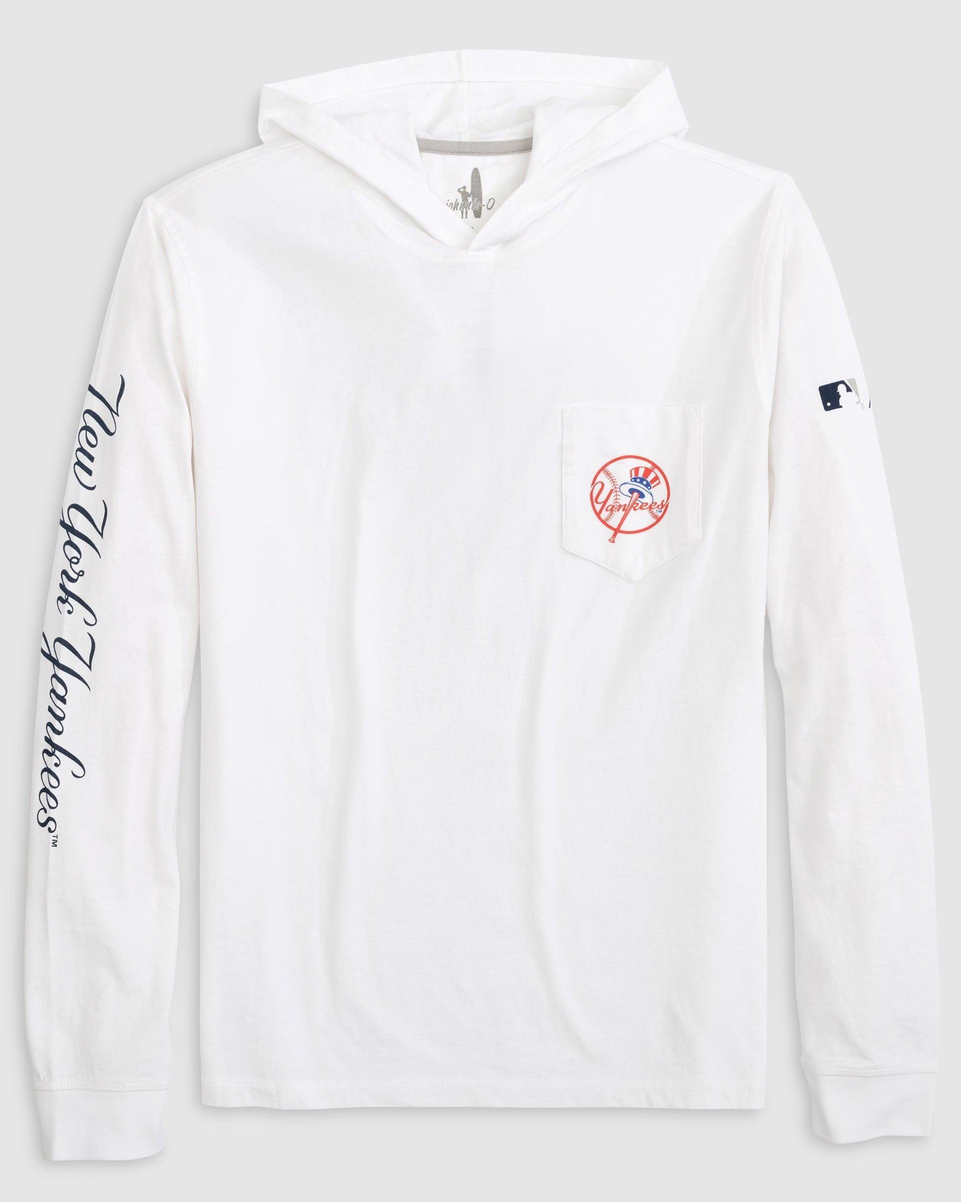 New York Yankees T-Shirt Hoodie Product Image