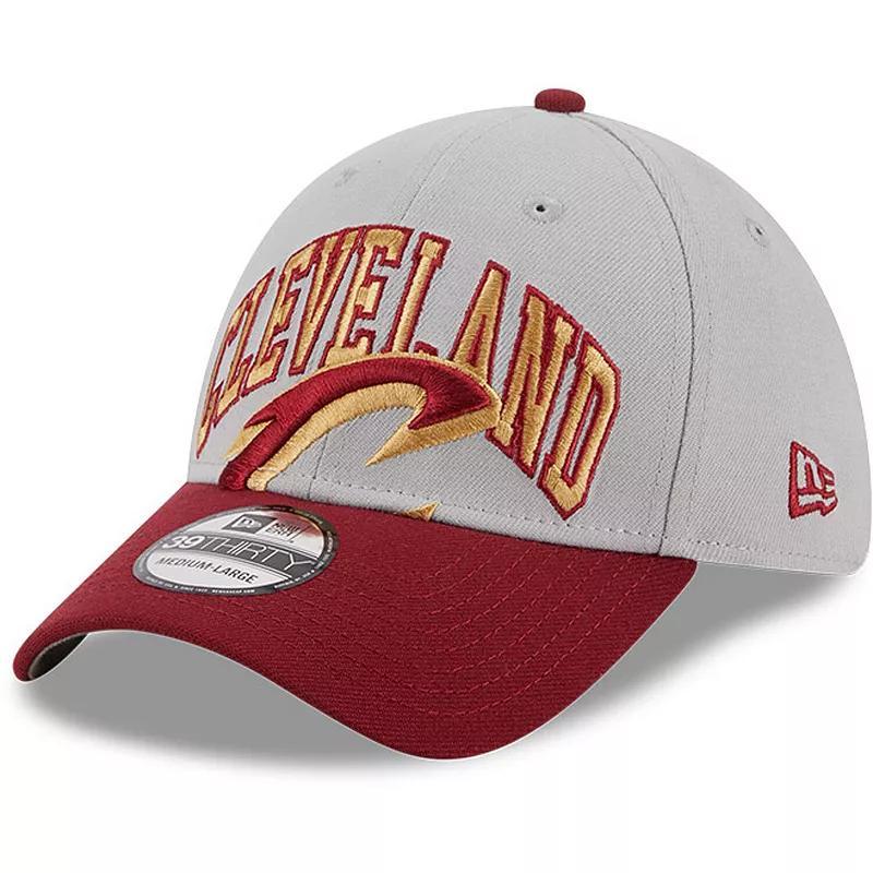 Mens New Era Gray/Wine Cleveland Cavaliers Tip-Off Two-Tone 39THIRTY Flex Hat Product Image