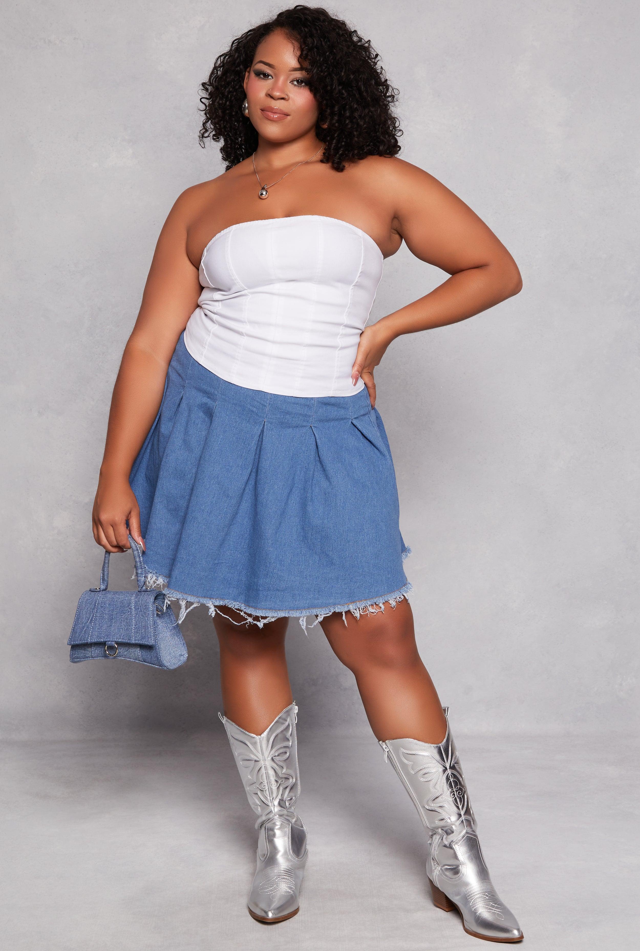 Womens Plus Size Daisy Denim Frayed Hem Pleated Skirt Product Image