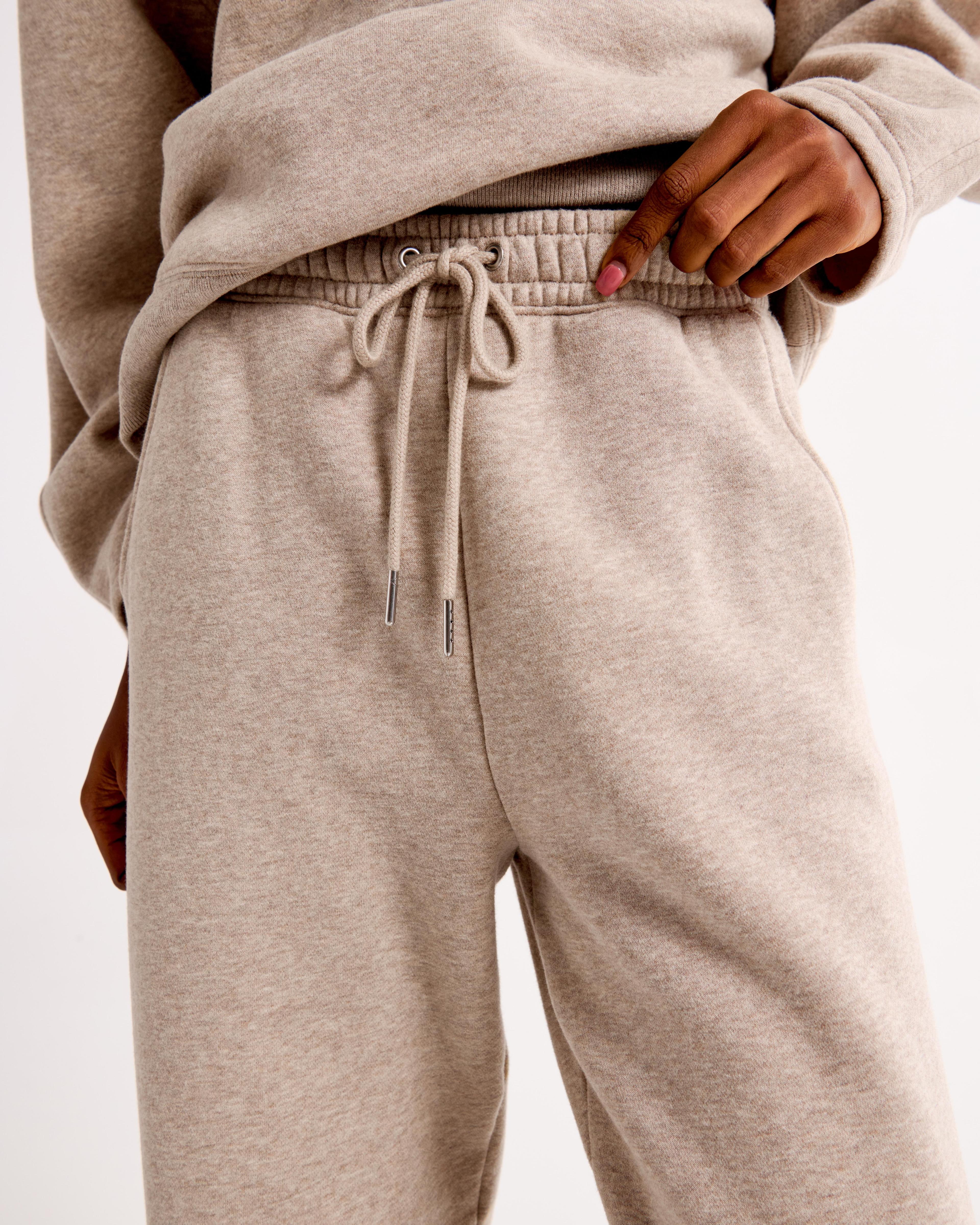 Mid Rise Barrel Sweatpant Product Image