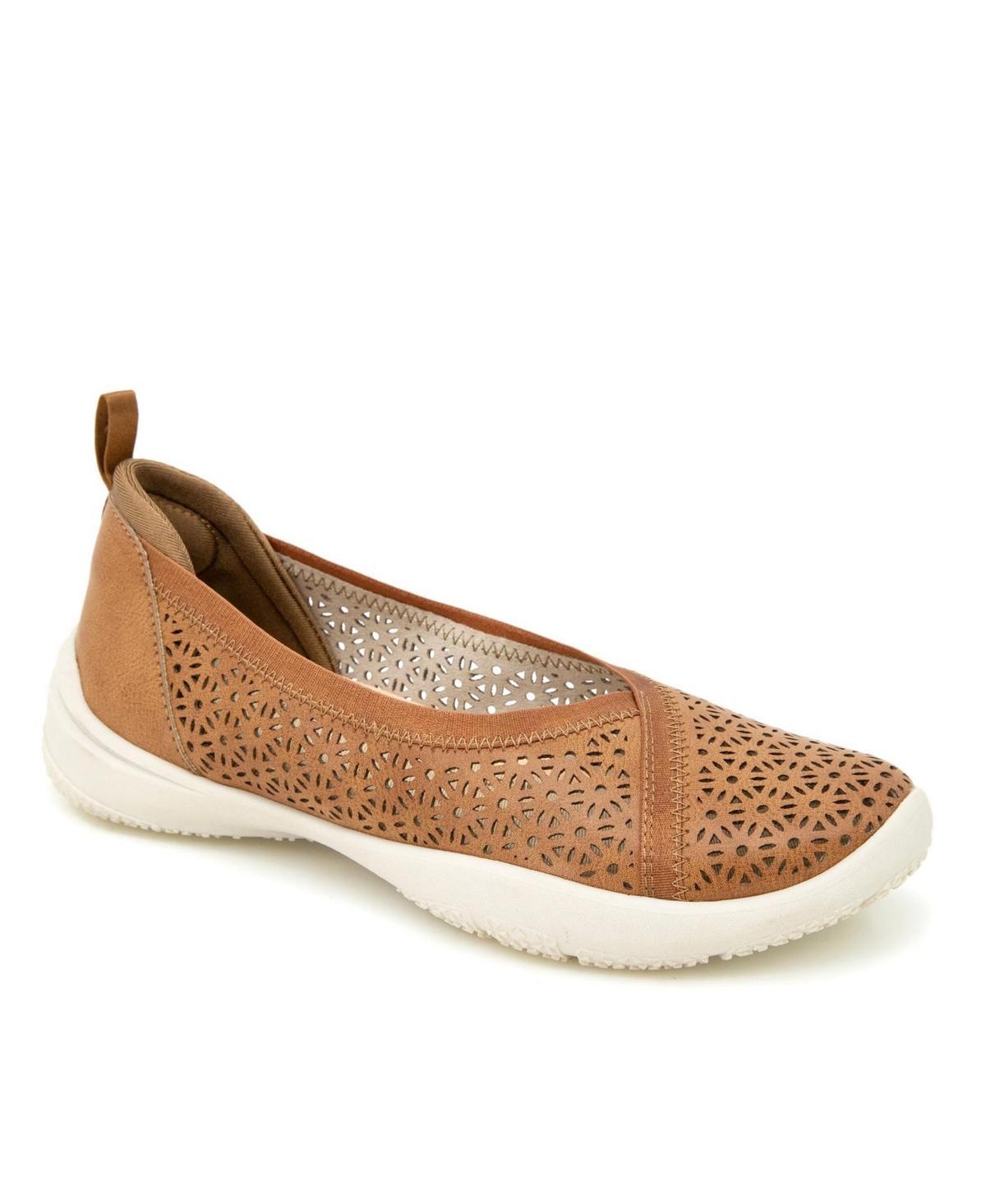 Jbu Womens Emma Perforated Pattern Slip-On Flat Shoe Product Image