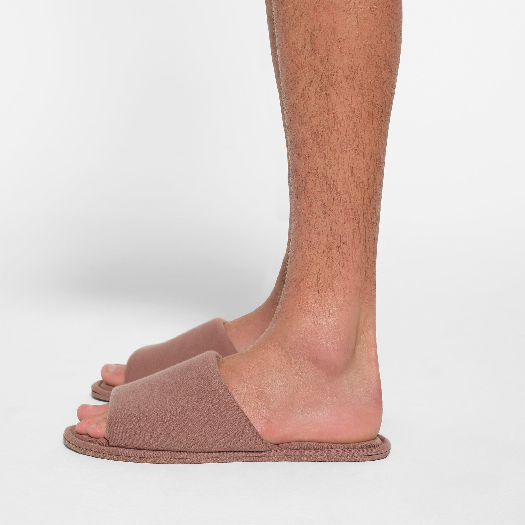 MENS COTTON SLIPPER | UMBER Product Image