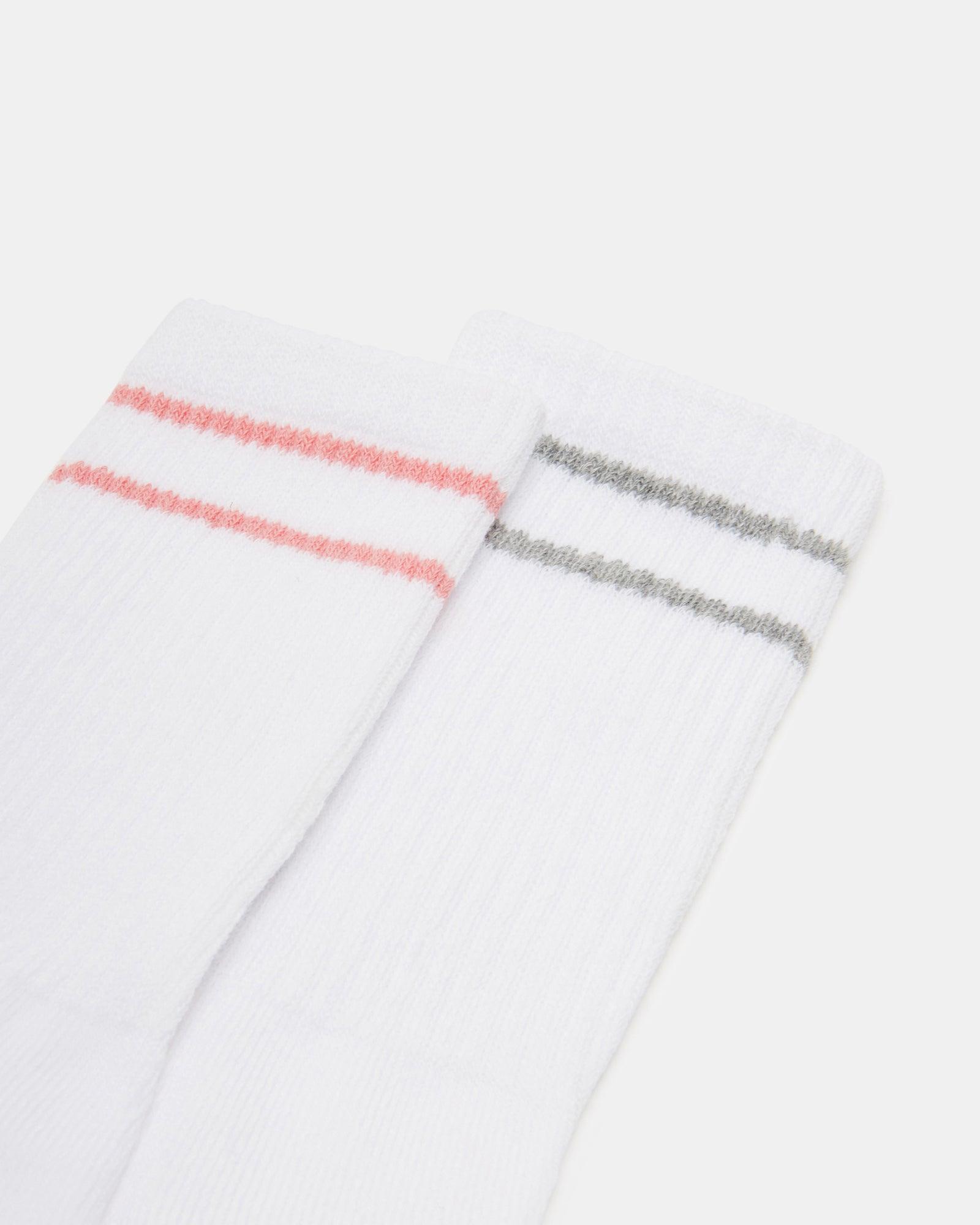 TRACK SOCKS WHITE Female Product Image