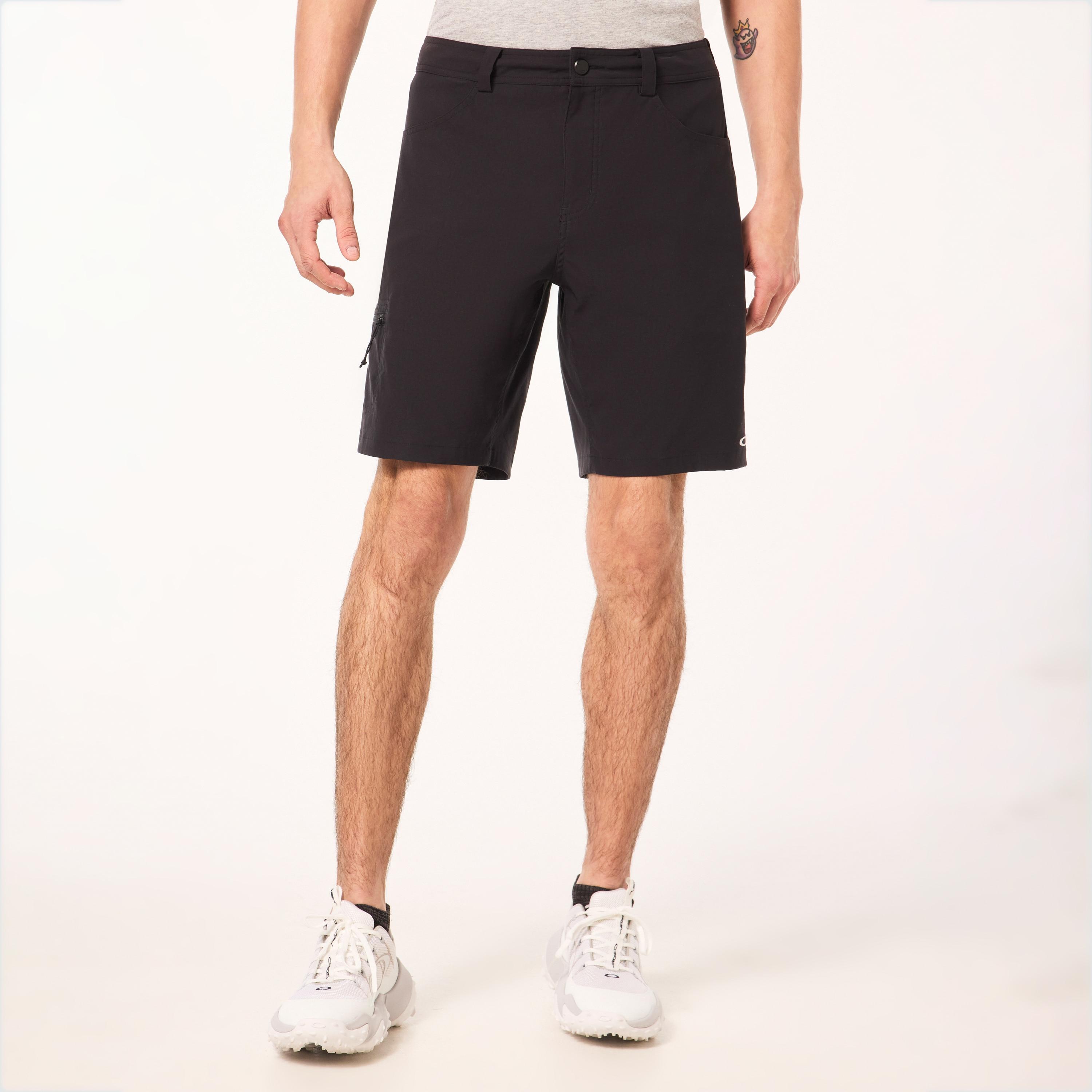 Oakley Men's Golf Hybrid Short Size: 34 Product Image