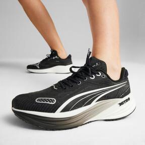 PUMA Magnify NITROâ¢ Tech 2 Women's Running Shoes in Black/White Product Image