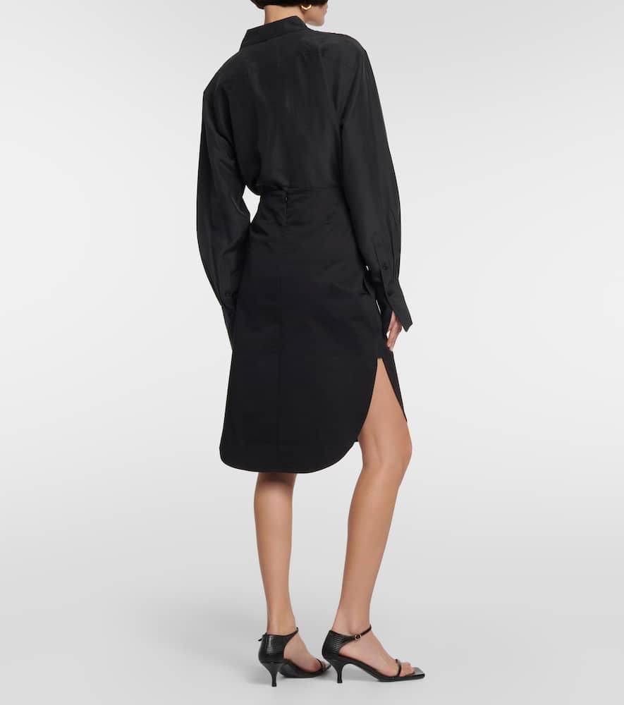 Side-slit Pencil Skirt In Black Product Image