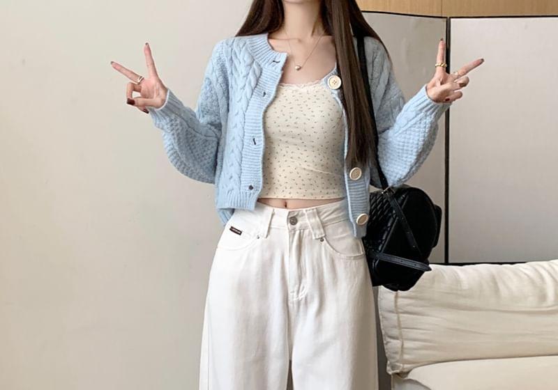 Mid Rise Plain Wide Leg Jeans Product Image