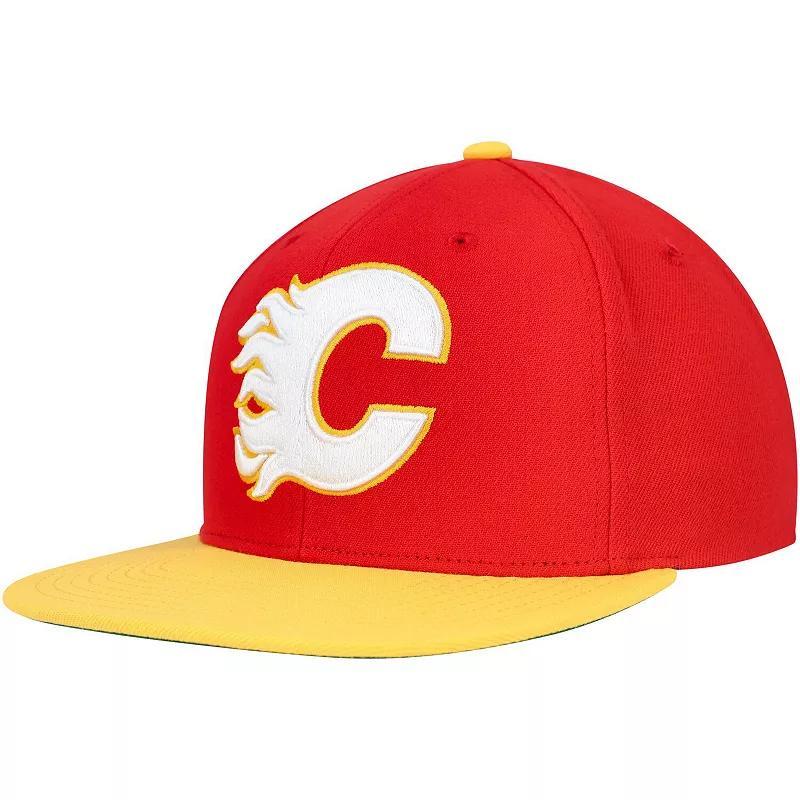 Mens Mitchell & Ness Red Calgary Flames Core Team Ground 2.0 Snapback Hat Product Image