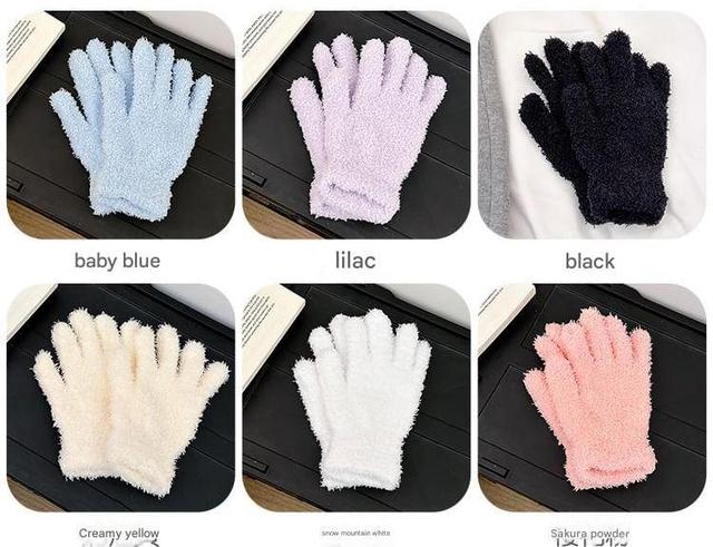 Plain Coral Fleece Gloves Product Image