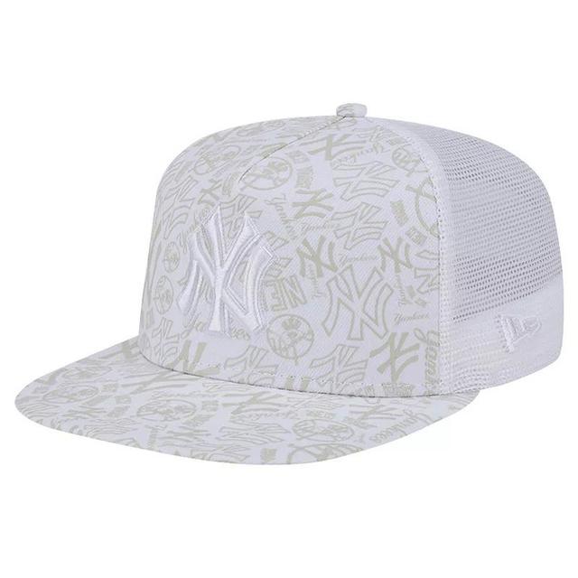 Mens New Era New York Yankees Logo Dunes A-Frame Trucker 9FIFTY Snapback Hat Product Image