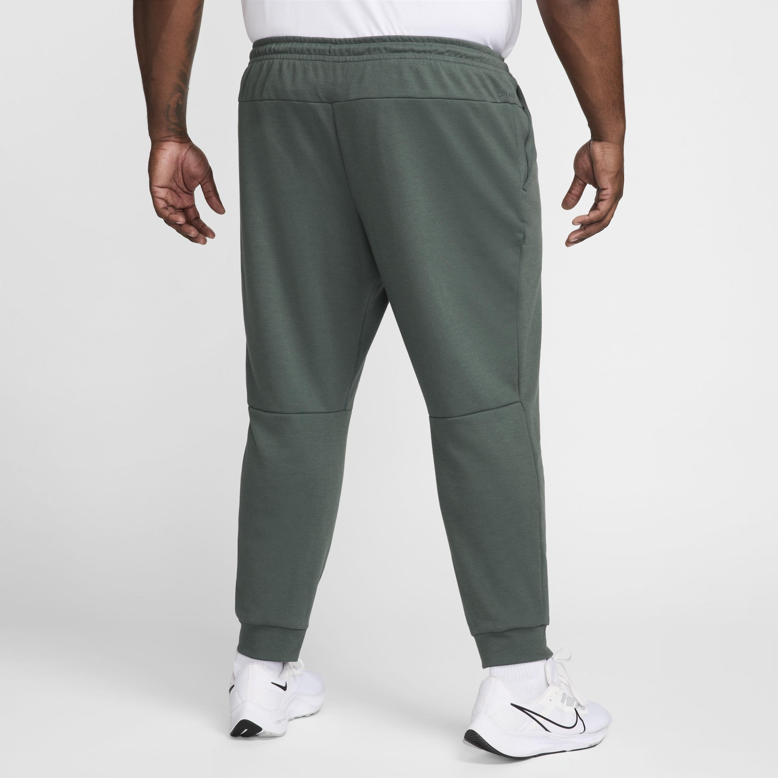 Nike Primary Men's Dri-FIT UV Versatile Joggers Product Image