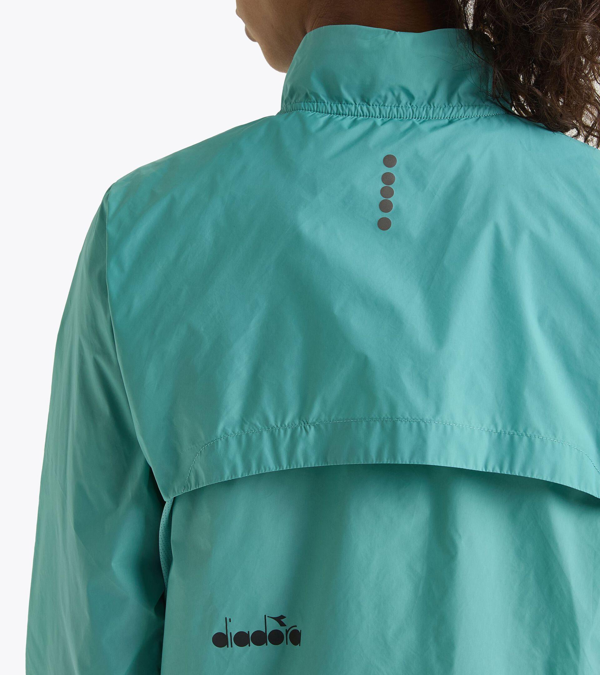 L. PACKABLE WIND JACKET Product Image