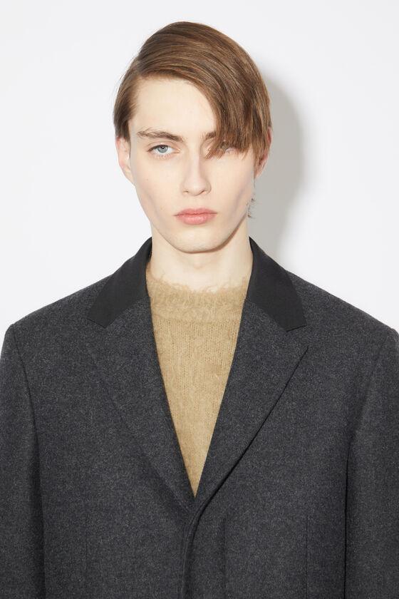 Single-breasted wool blend coat Product Image