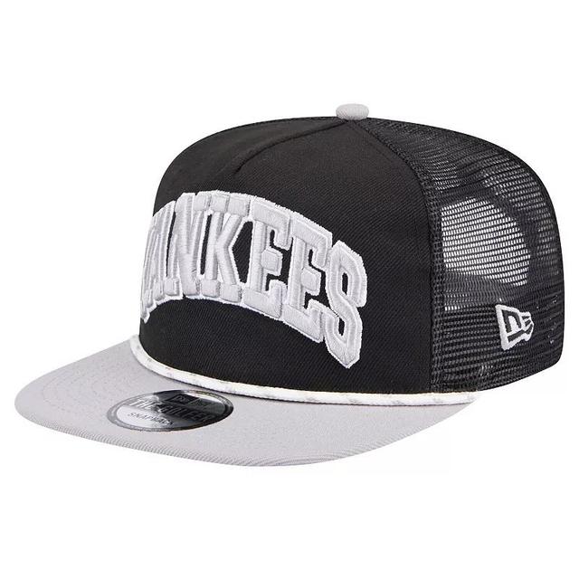 New Era Mens New York Yankees New Era Yankees Golfer Throwback Snapback - Mens Product Image