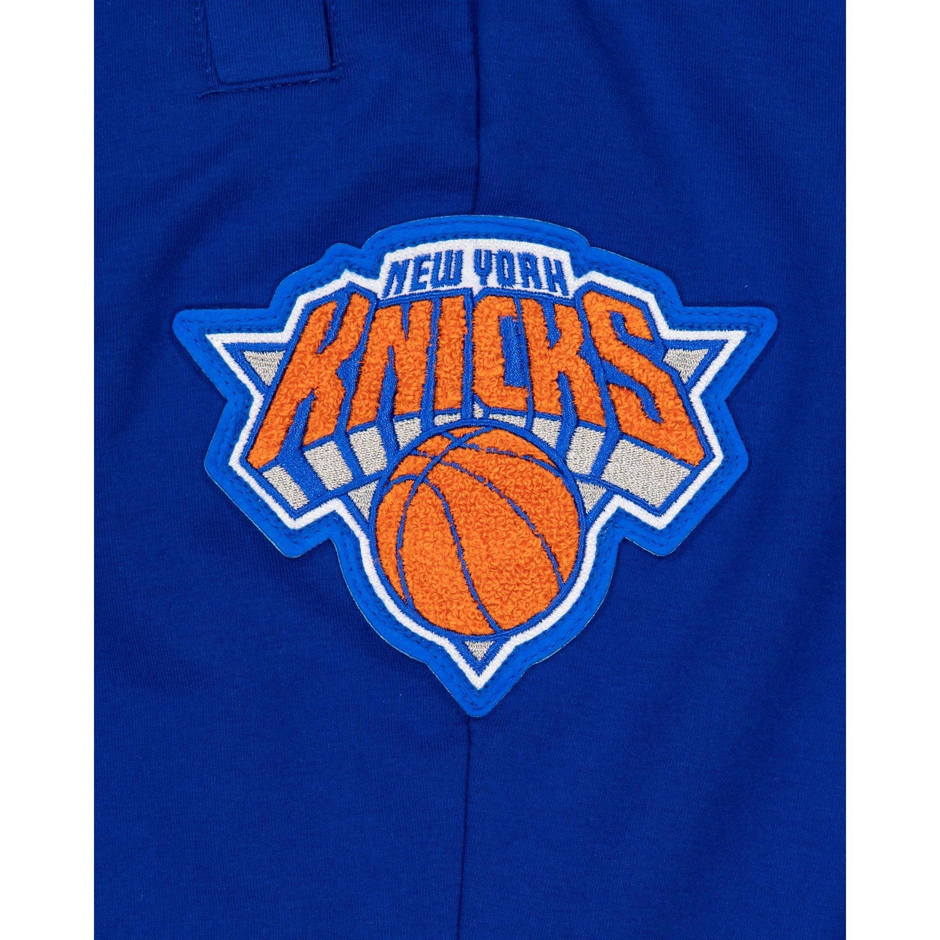 New York Knicks Logo Select Jogger Male Product Image