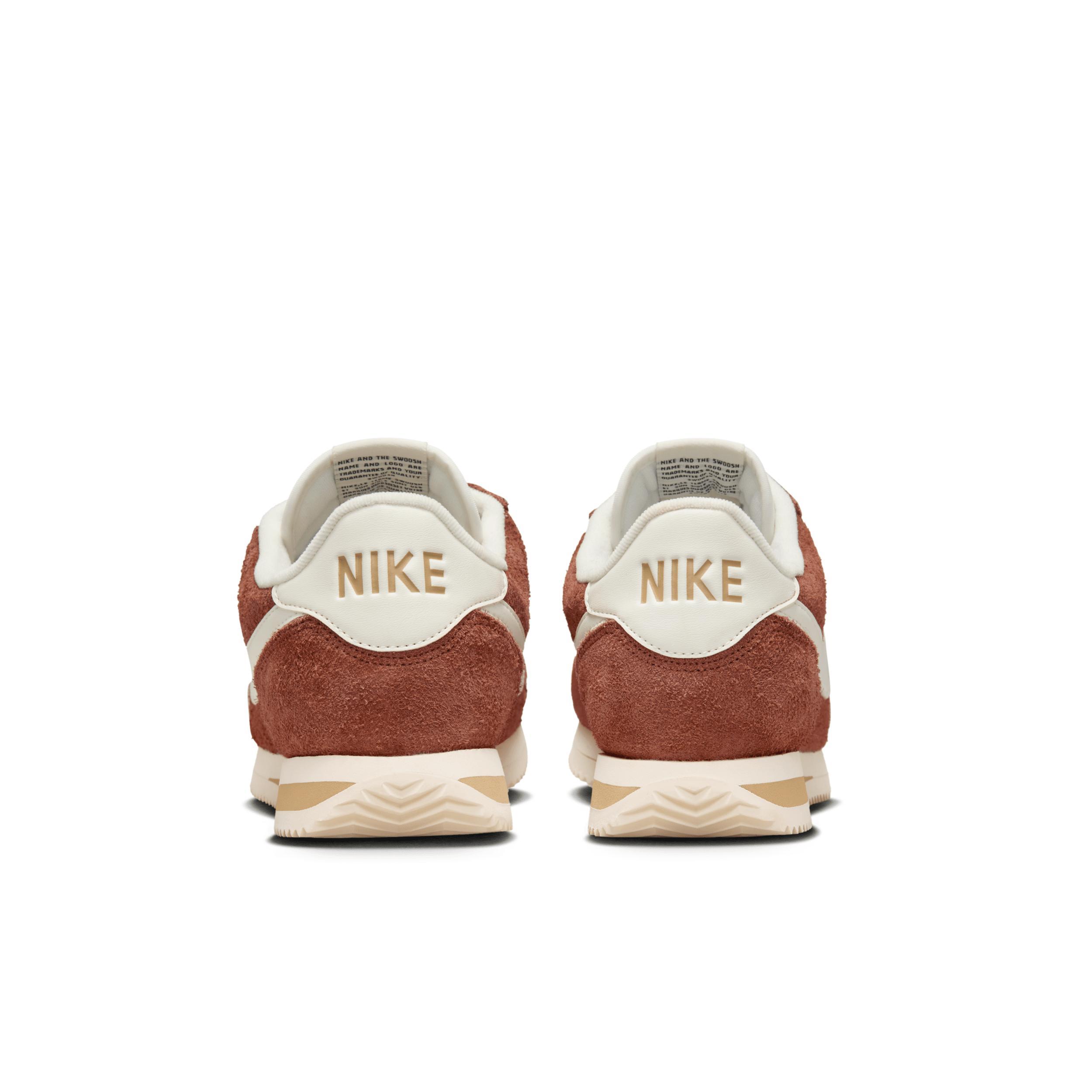 Nike Cortez SE Suede Men's Shoes Product Image