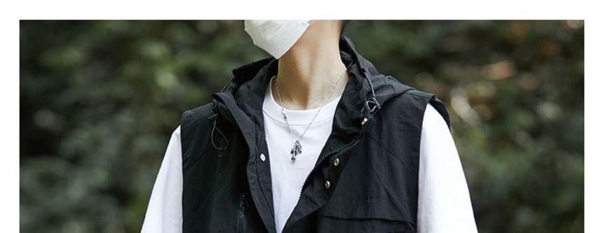 Plain Hooded Zip-Up Cargo Vest Product Image