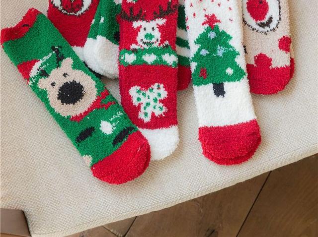 Christmas Cartoon Fleece Socks Product Image