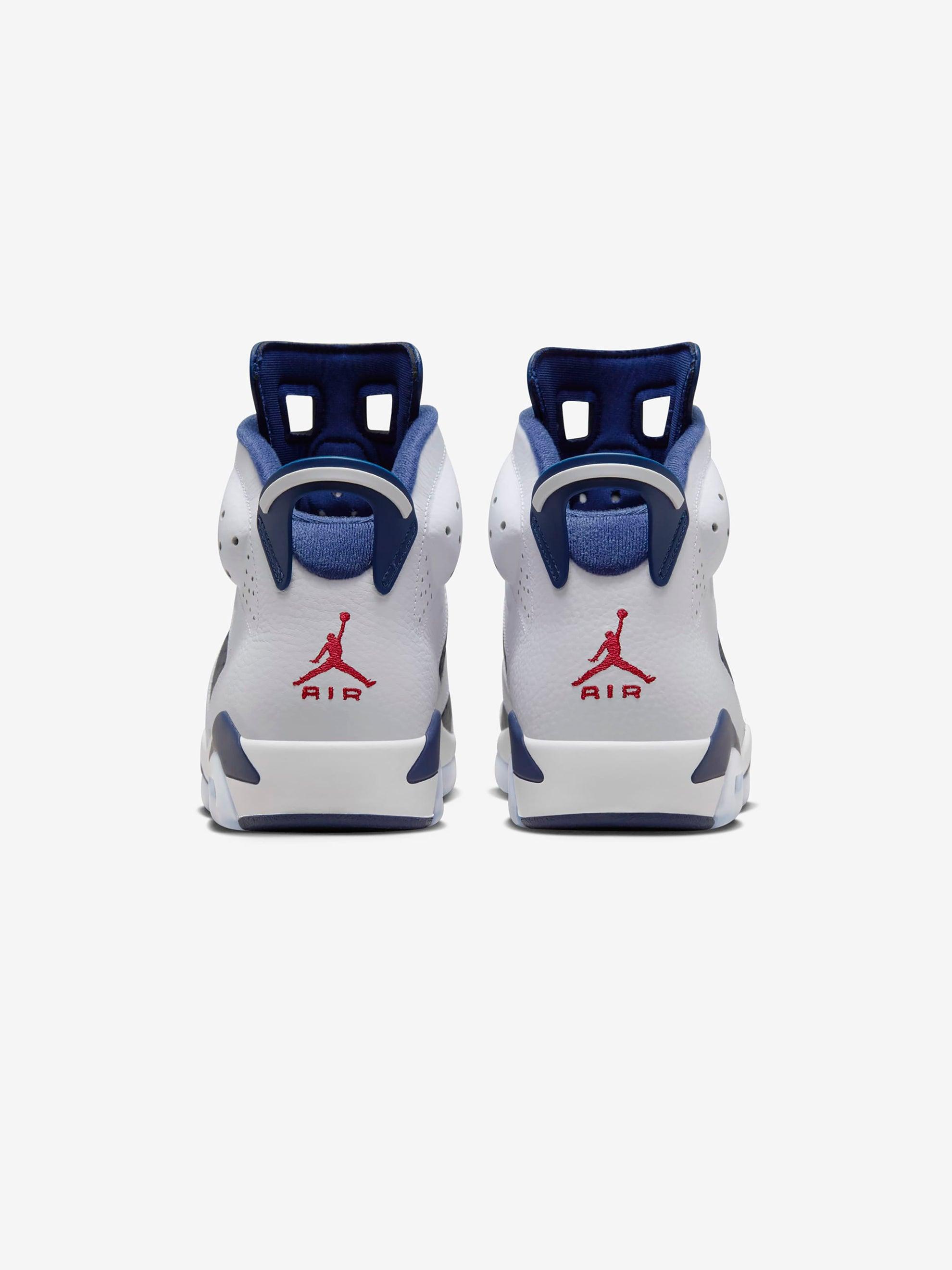 Air Jordan 6 Retro (White/Varsity Red/Midnight Navy) Product Image