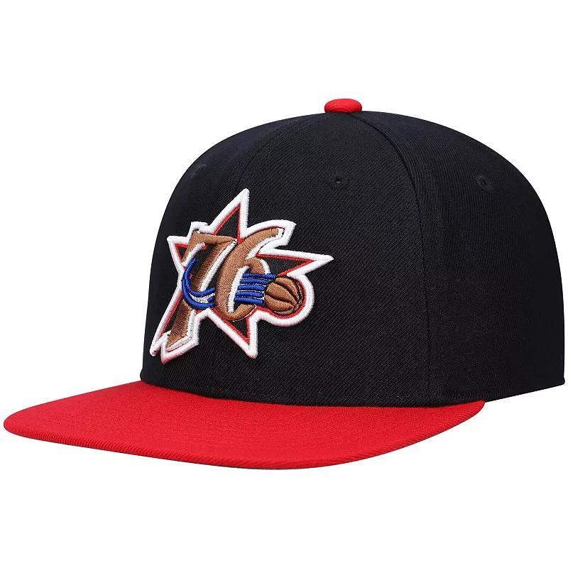 Mens Mitchell & Ness Black/Red Philadelphia 76ers Hardwood Classics Team Two-Tone 2.0 Snapback Hat Product Image