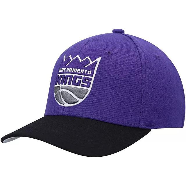 Mens Mitchell & Ness Purple/Black Sacramento Kings MVP Team Two-Tone 2.0 Stretch-Snapback Hat Product Image