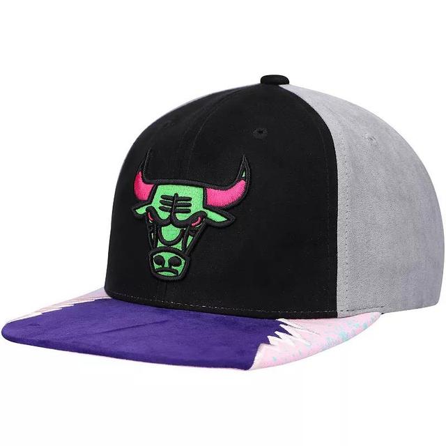 Mens Mitchell & Ness Black Chicago Bulls Day 5 Snapback Hat - Black Product Image