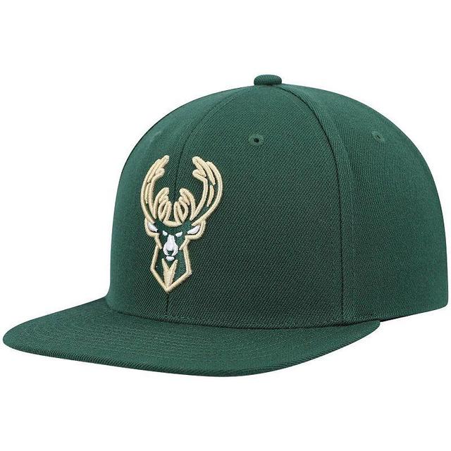 Mens Mitchell & Ness Hunter Green Milwaukee Bucks Ground 2.0 Snapback Hat Product Image