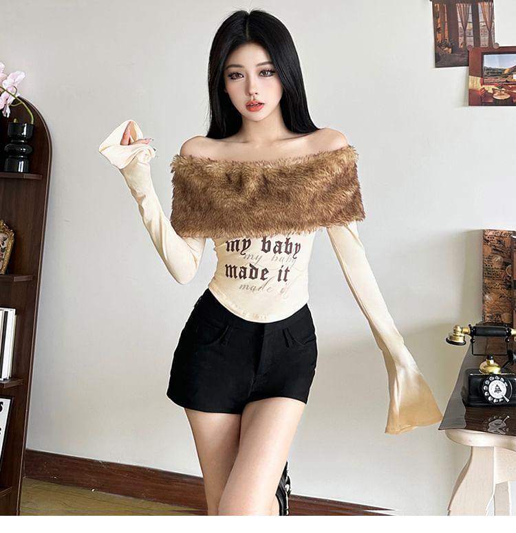 Flared-Sleeve Off-Shoulder Lettering Fluffy Trim Tee Product Image