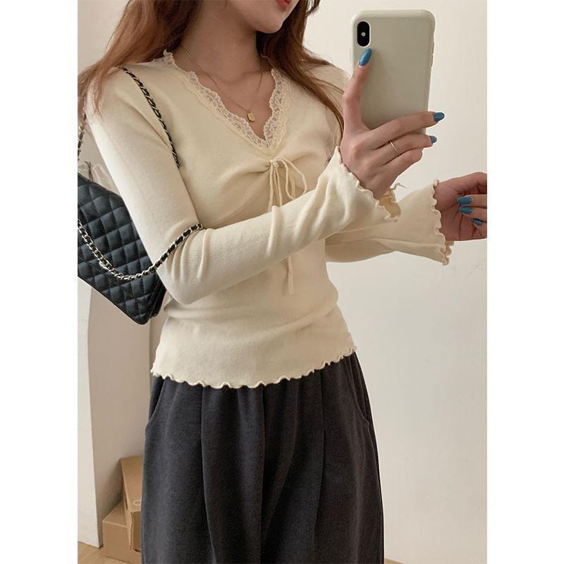 Long-Sleeve V-Neck Plain Bow Lettuce Edge Lace Trim Knit Top Product Image