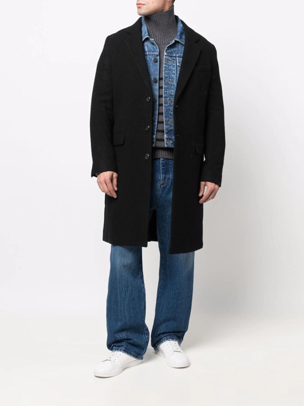 Single-breasted Wool Coat In Black Product Image