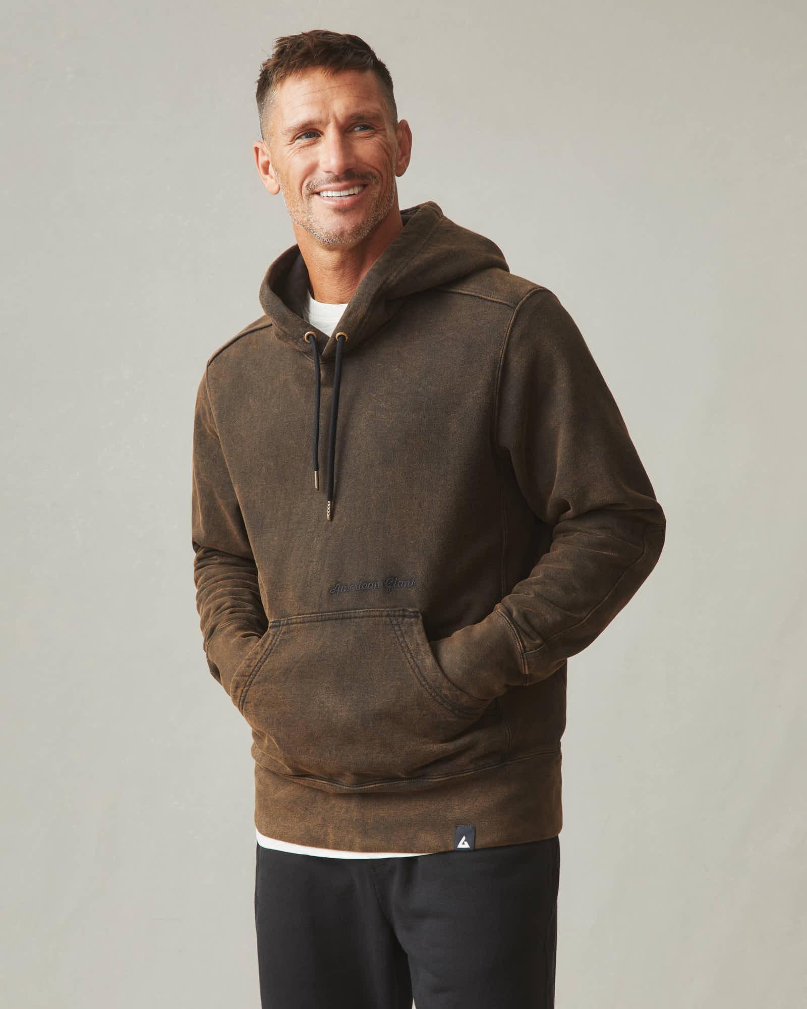 Classic Pullover - Mineral Wash - Black Male Product Image