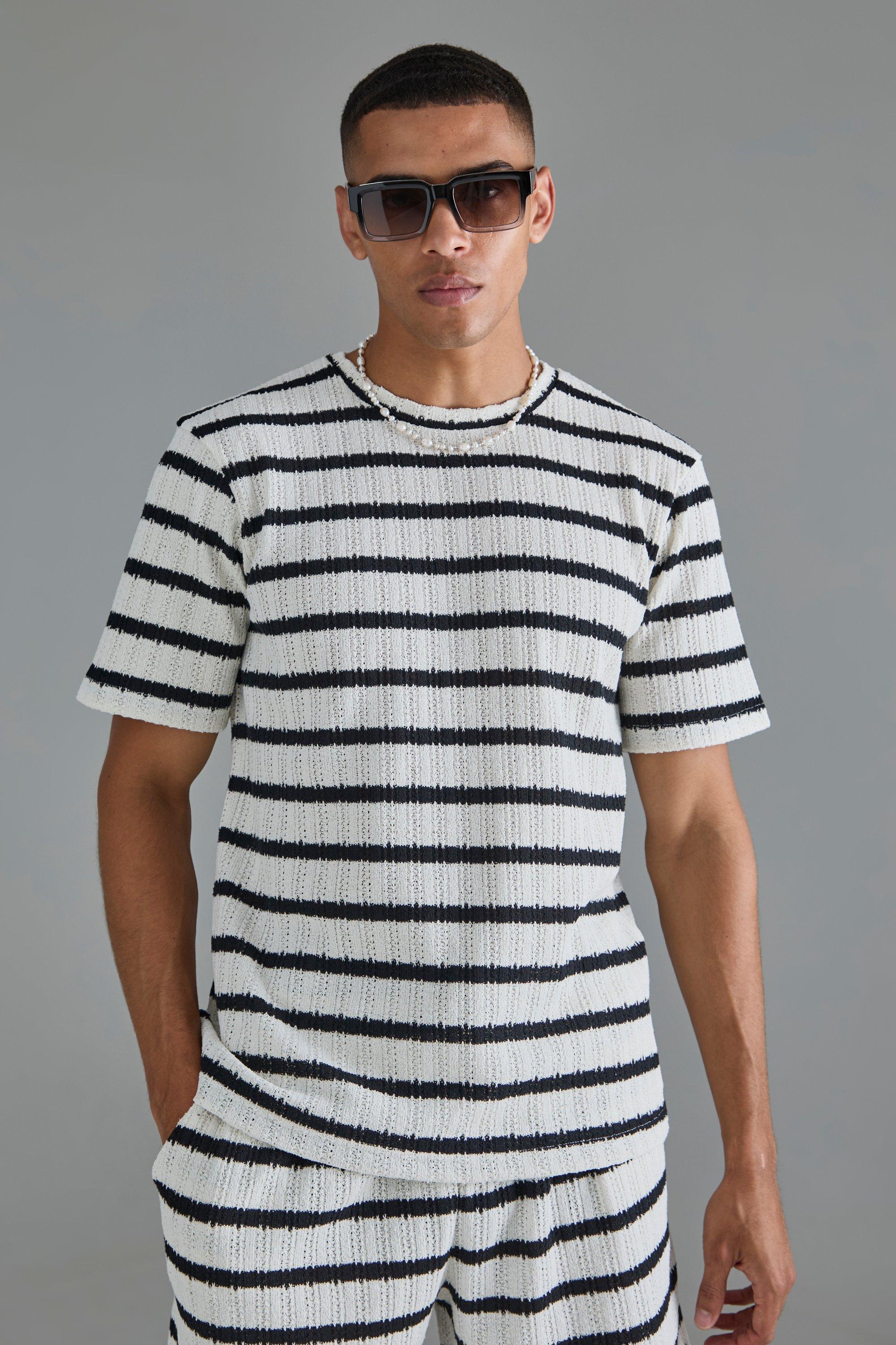 Textured Striped T-shirt | boohooMAN USA Product Image