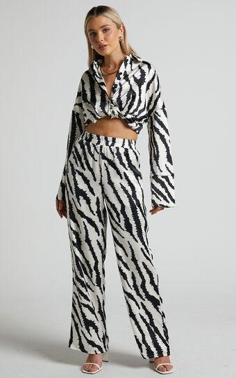 4th & Reckless - Inez Trouser in Navy Zebra Product Image