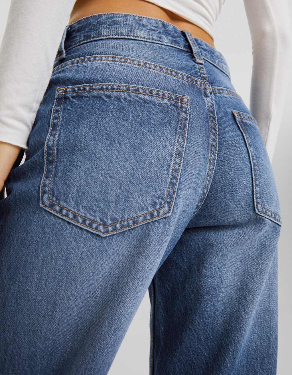 Bershka 90s wide leg ripped jeans in indigo wash Product Image