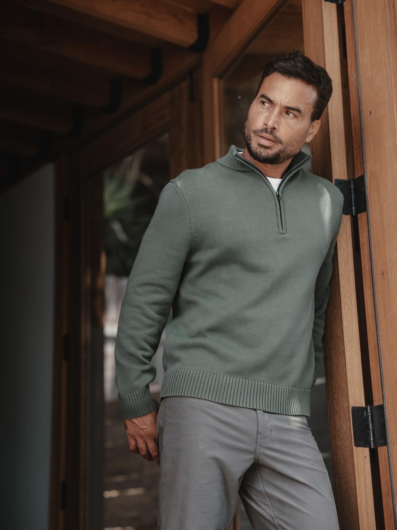 Odyssey Sweater Q-Zip | Moss Classic-Fit Product Image