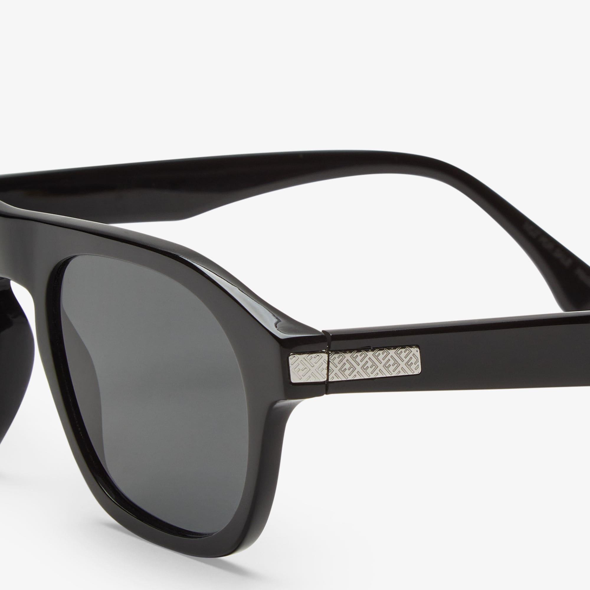 Fendi EssentialBlack acetate sunglasses Product Image