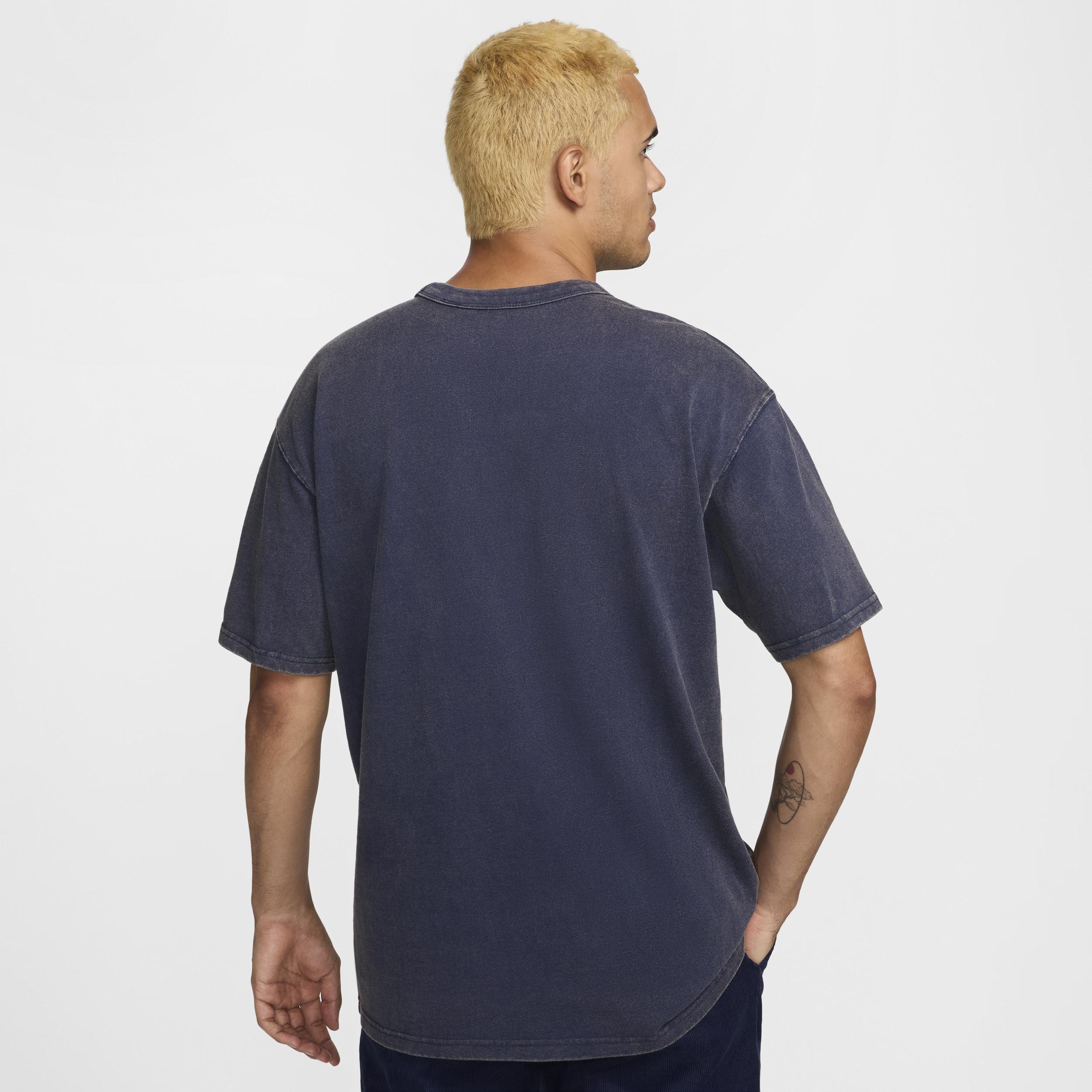 Nike Mens Nike NSW Premium Essential Seasonal Tee - Mens Midnight Navy Product Image