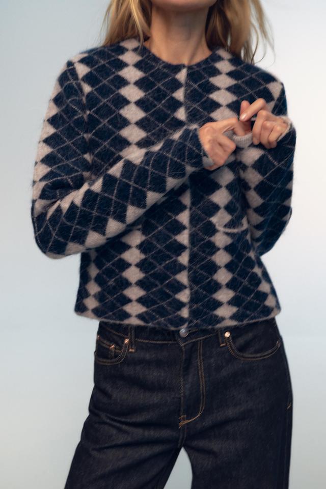 ARGYLE KNIT JACQUARD CARDIGAN Product Image