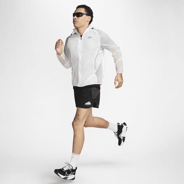 Nike Men's Trail Aireez Running Jacket Product Image