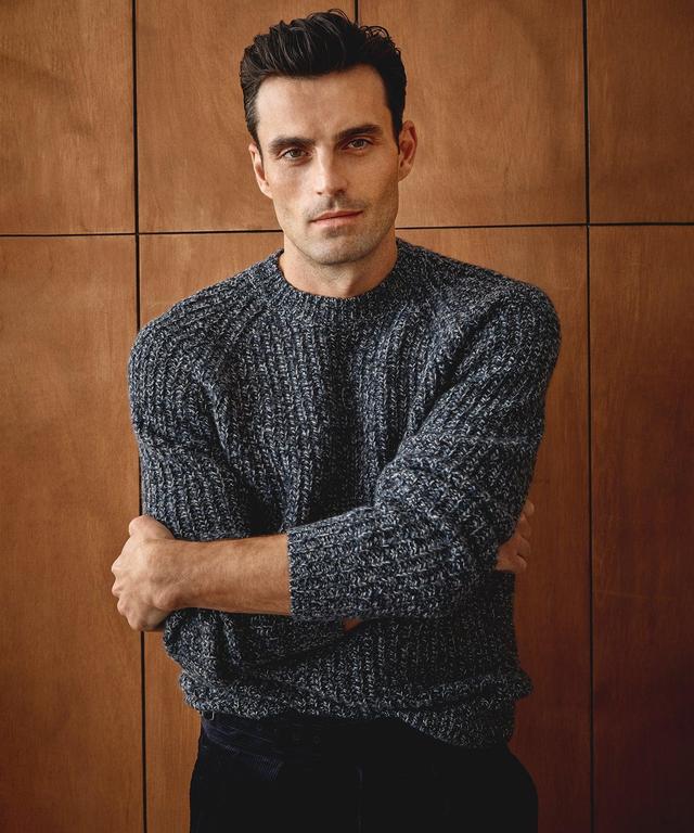 Mouliné Cashmere Crewneck in Classic Navy Product Image