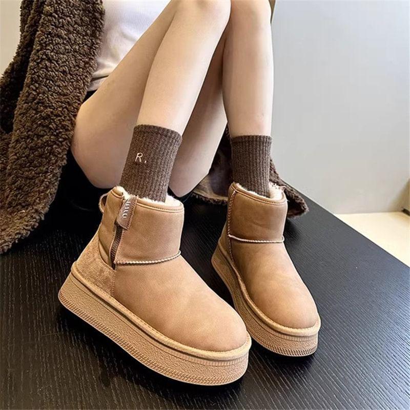 Platform Short Snow Boots Product Image