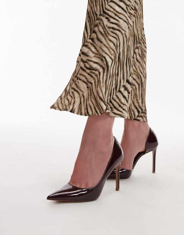 Mango cut out side heels in burgundy Product Image