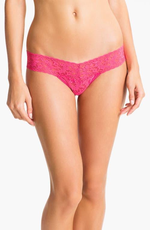 Signature Lace Low-Rise Thong Product Image