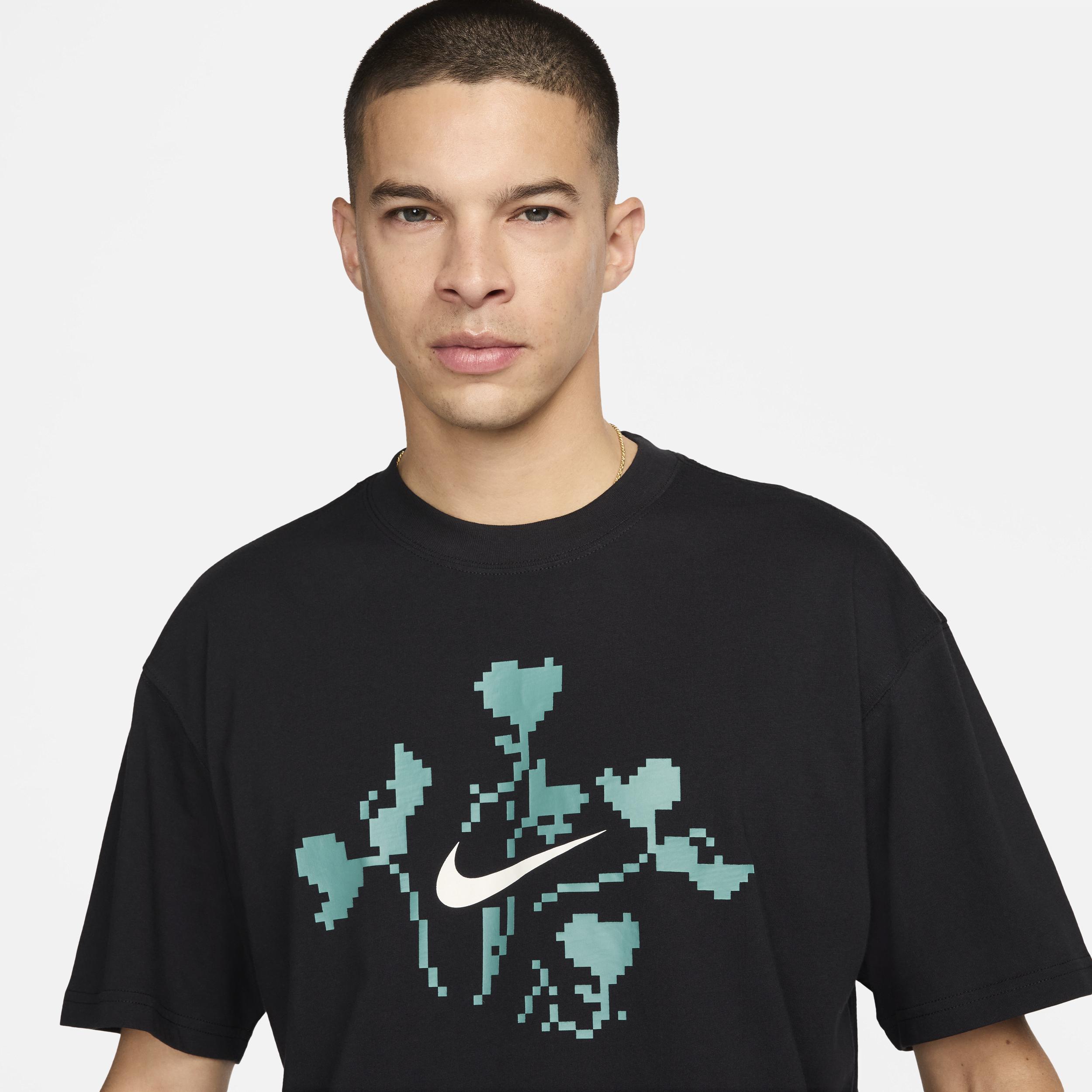 Nike Men's Max90 Soccer T-Shirt Product Image