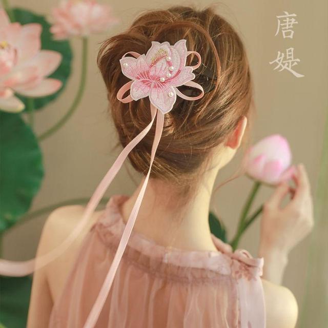 Floral Faux Pearl Fabric Ribbon Hair Clip Product Image