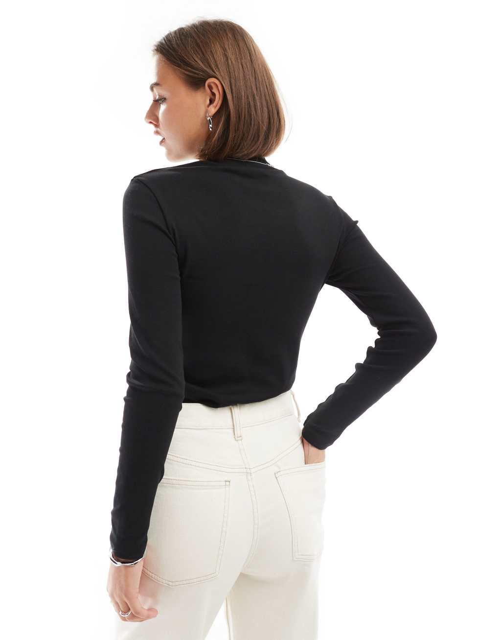 Stradivarius high neck long sleeve top in black Product Image