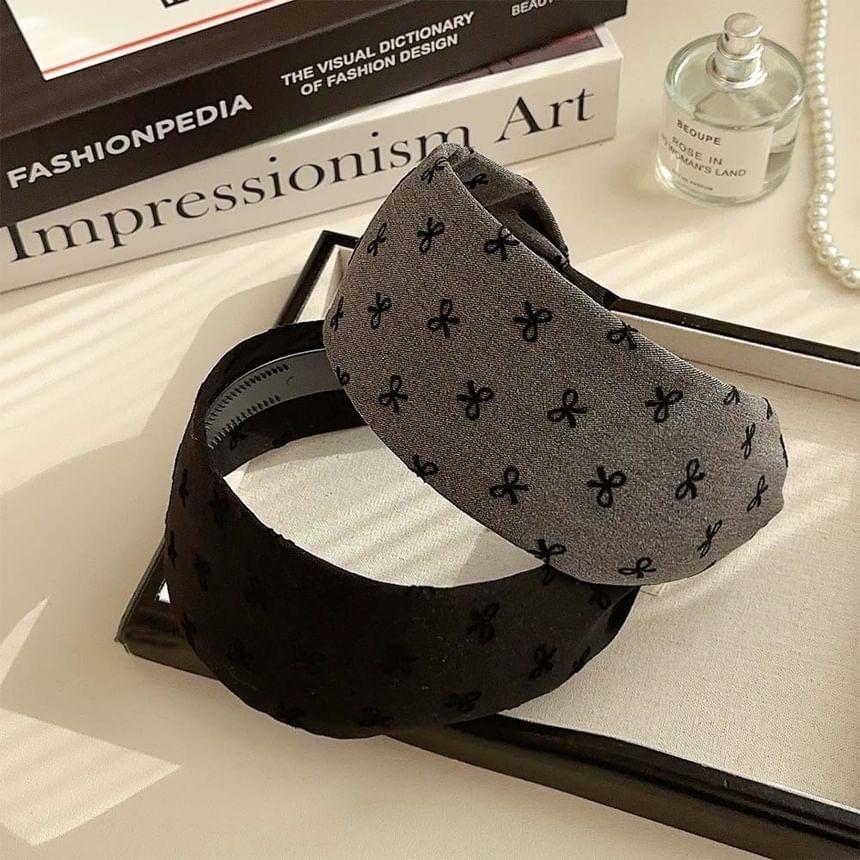 Bow Print Headband Product Image